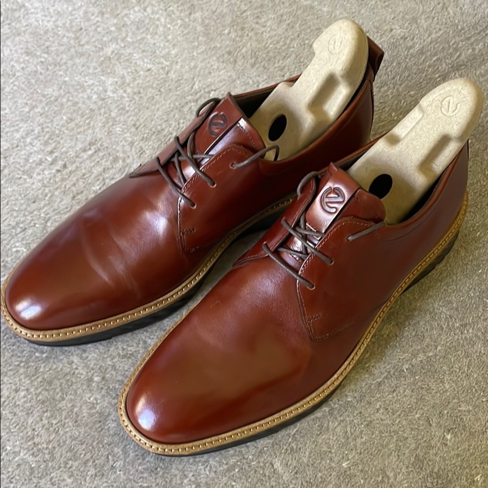 Ecco Brown Leather Oxfords Sleek Minimalist Design